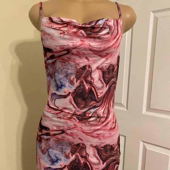 Shein - Picture 3 of 4